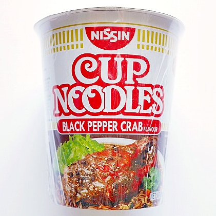 日清 カップヌードル ブラックペッパークラブ味 NISSIN カップ麺 BLACK PEPPER CRAB