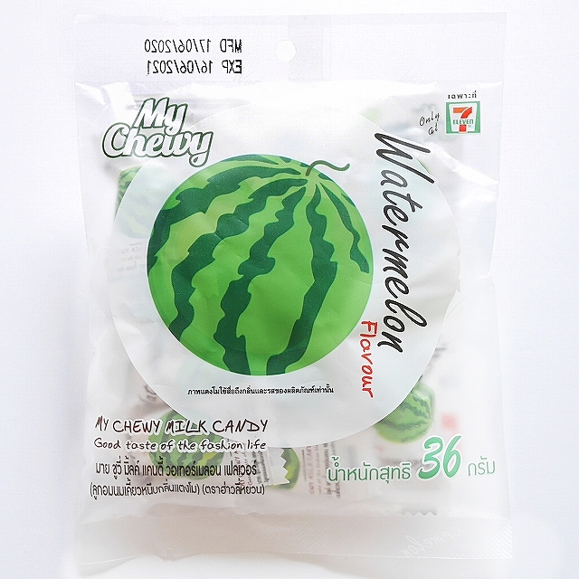 セブンイレブン　マイチューイーミルクキャンディー　スイカ味　ソフトキャンディー　My Chewy Milk Candy