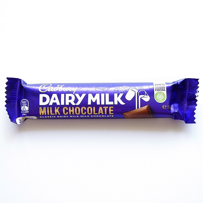 キャドバリーデイリーミルクチョコレート　Cadbury DAIRY MILK 50g