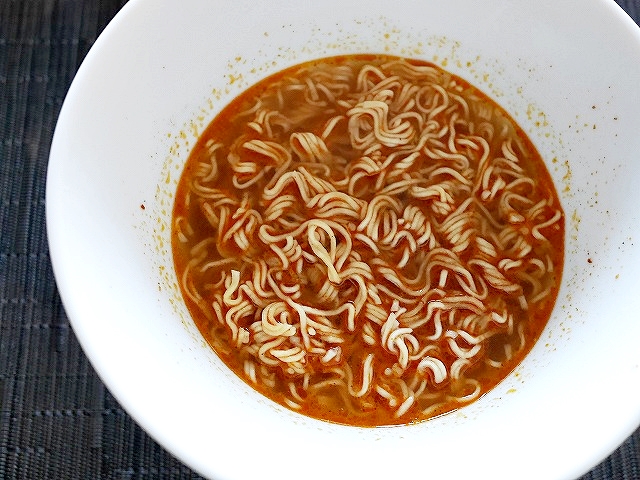 エースコック KOSSY こっしー インスタント麺 トムヤム味 トムヤムクン SHRIMP HOT&SOURの口コミ