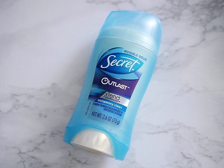 シークレット デオドラントスティック アウトラスト コンプリートリークリーン 制汗剤 Secret OUTLASTの口コミ