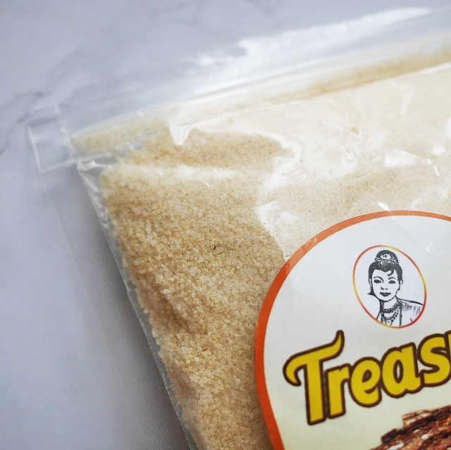 Treasure タナカ ハーバル スパソルト スクラブ 塩 450g Thanakha Herbal Spa Saltの口コミ