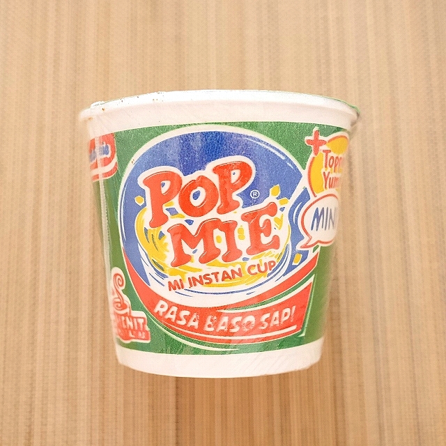 Indomie インドミー POP MIE RASA BASO SAPI ポップミーミニインスタントカップ麺 牛肉団子味の口コミ