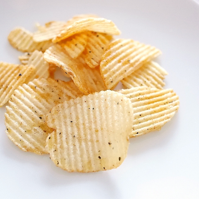 レイズ LAY'S ポテトチップス スイートバジル味 Sweet Basil Flavor 50gの口コミ
