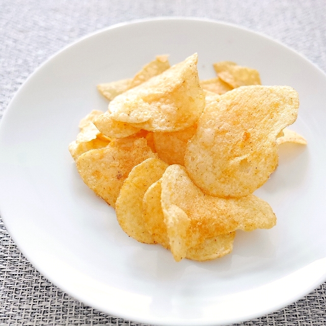 レイズ LAY'S ポテトチップス 塩漬け卵味 カイケム味 SALTED EGG Flavor 46gの口コミ