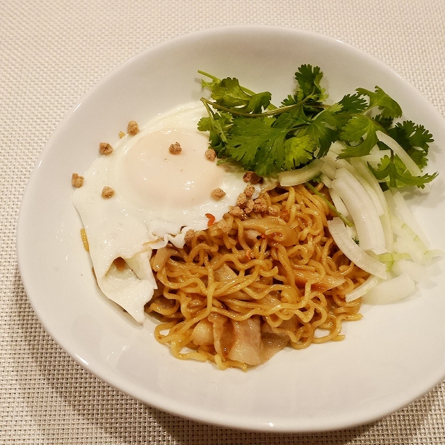 sarimi ISI2 Ayam Kecap　サリミ　ミーゴレン　インスタント麺　アヤムケチャップ　鶏肉醤油煮込み　2食の口コミ