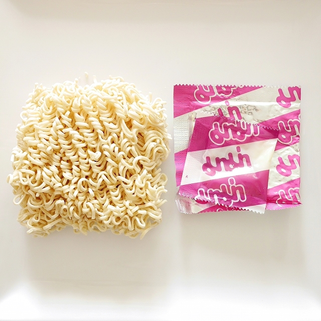 MAMA CREAMY TOMYUM MINCED PORK　ママー　インスタントラーメン　クリーミートムヤム豚ミンチ味の口コミ