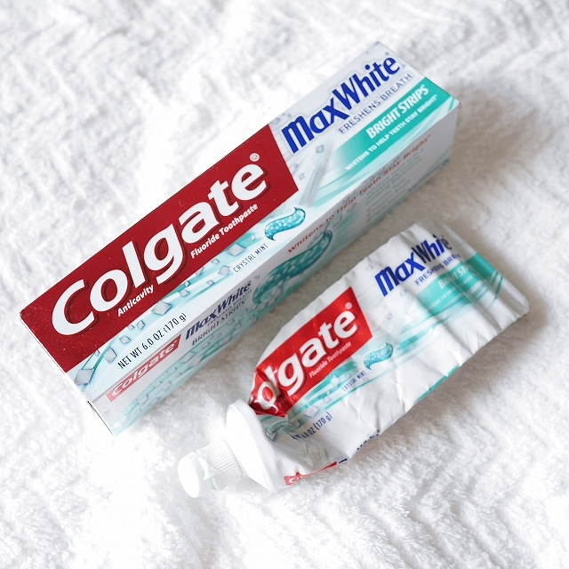 コルゲート マックスホワイト 歯磨き粉 Colgate Max White BRIGHT STRIPS 170gの口コミ