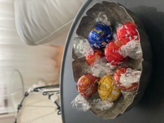 リンツ　リンドール　アソート　Lindt LINDOR ASSORTED 125gの口コミ