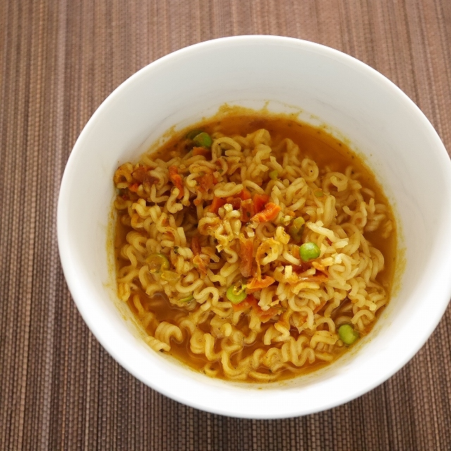 Maggi masala VEG ATTA noodles　マギー　マサラ　ベジアタヌードルの口コミ