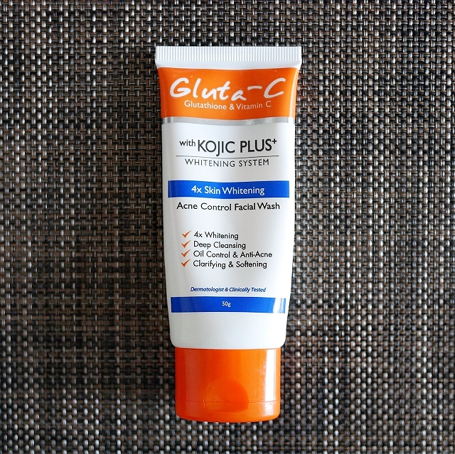 GLUTA-C Kojic Plus　グルタＣコジックプラススキンホワイトニングアクネコントロールフェイシャルウォッシュの口コミ