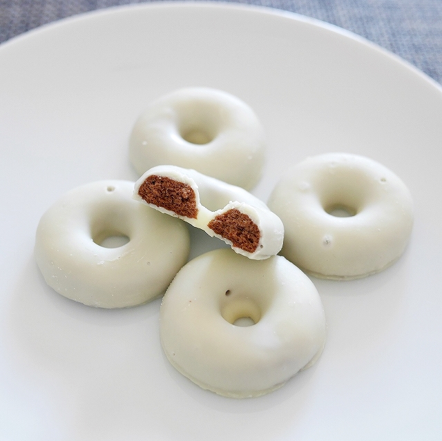 ARTIACH Filipinos Chocolate Blanco　フィリピーノス　ホワイトチョコレートがけビスケットの口コミ