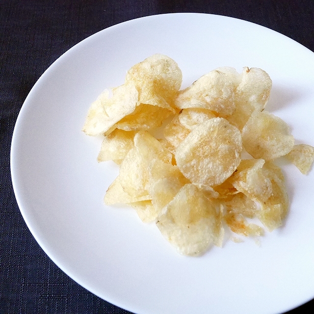 パシフィックチップス　塩ビネガー味　ポテトチップス　PACIFIC CHIPS SEL VINAIGRE 150gの口コミ