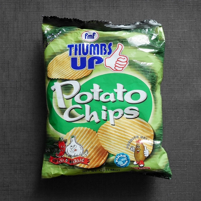 fmf Thumbs Up Potato Chips 45g　サムズアップ　ポテトチップス　チリ＆ガーリックの口コミ