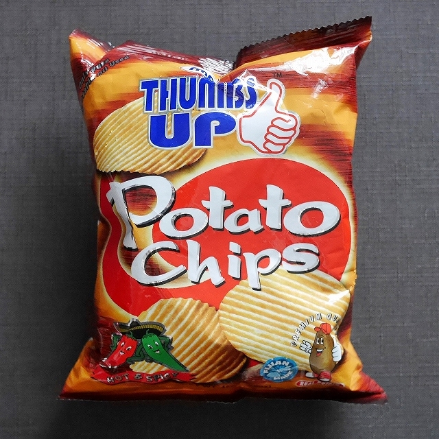 fmf Thumbs Up Potato Chips 45g　サムズアップ　ポテトチップス　ホット＆スパイシーの口コミ