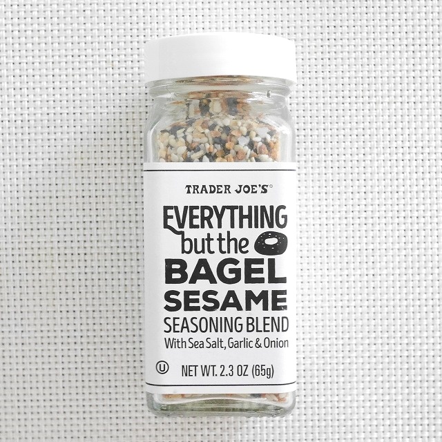 トレーダージョーズ　エブリシングバットベーグルセサミシーズニング　EVERYTHING but BAGEL SESAMEの口コミ