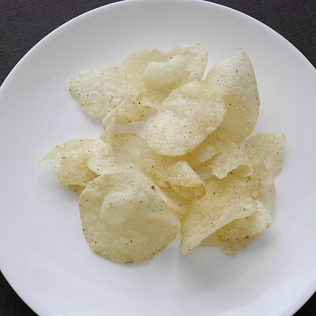 レイズ　ポテトチップス　キュウリ味　Lay's乐事　黄瓜味　75gの口コミ