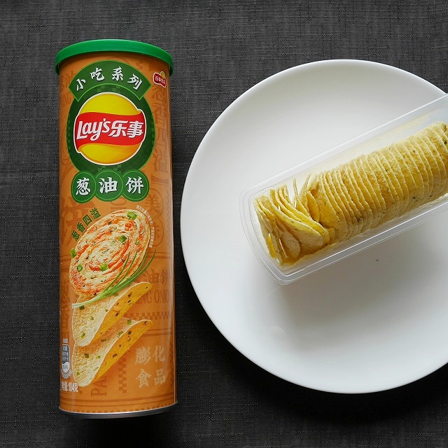 レイズ　ポテトチップス　小吃系列　Lay's乐事　葱油饼　葱油餅　104gの口コミ