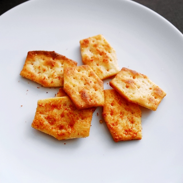 アーノッツ　シェイプス　オリジナル　ピザ味　スナック　ARNOTT'S Shapes ORIGINALS Pizzaの口コミ